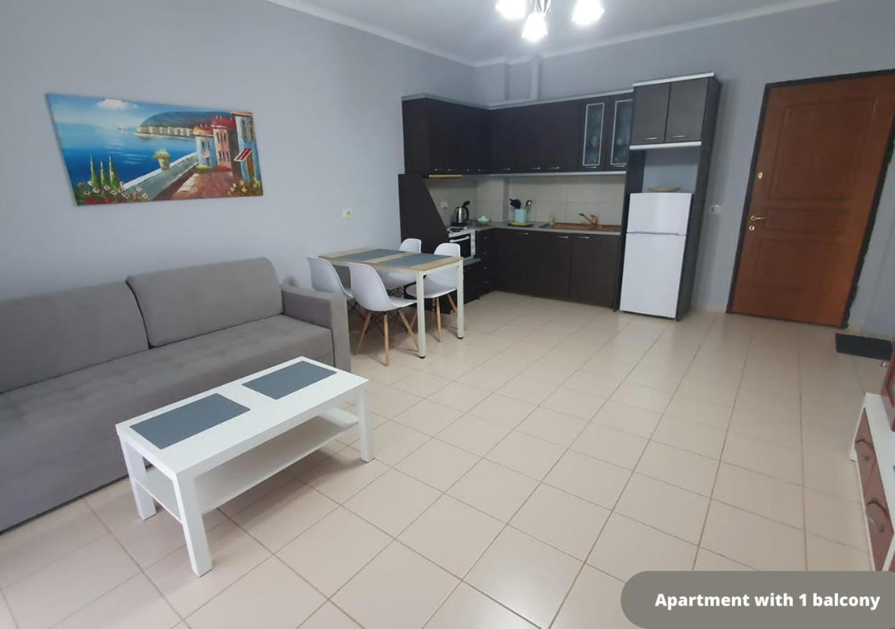 Sunny Apartament Saranda 2 Buitenkant foto