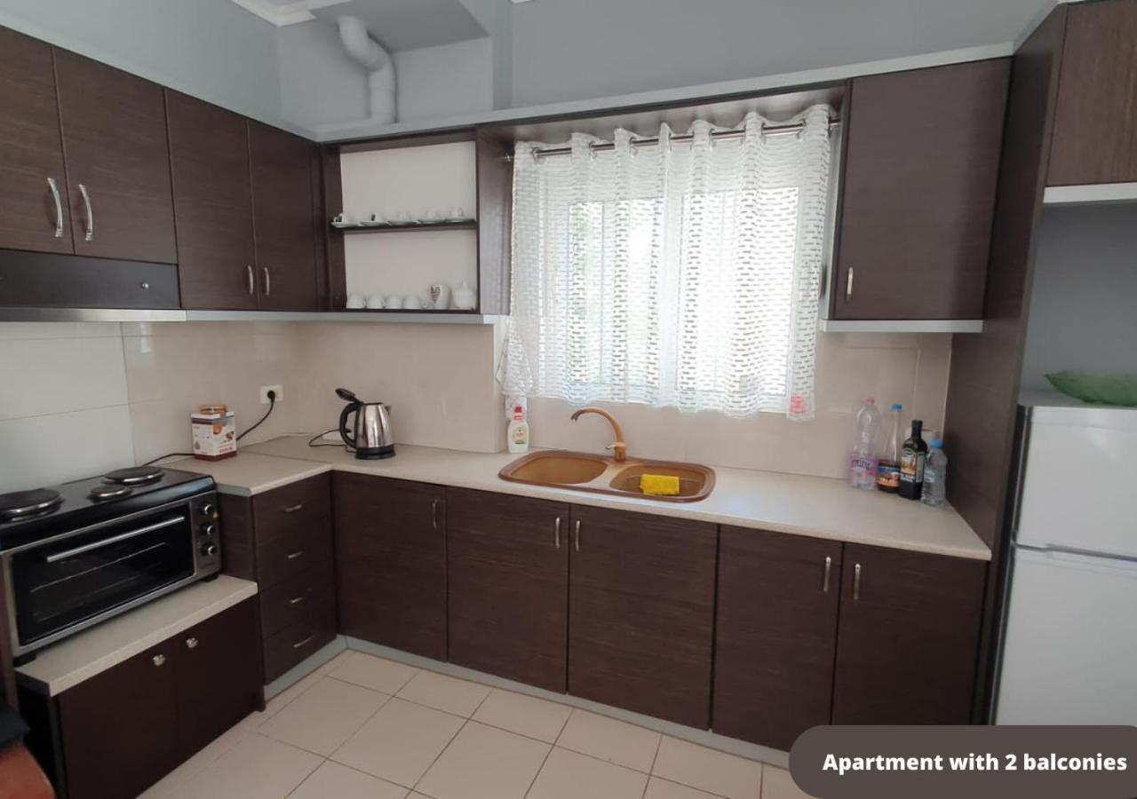 Sunny Apartament Saranda 2 Buitenkant foto